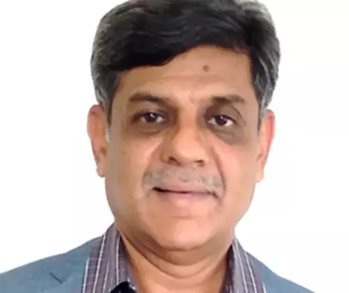 Dr. Dhananjay Pandit